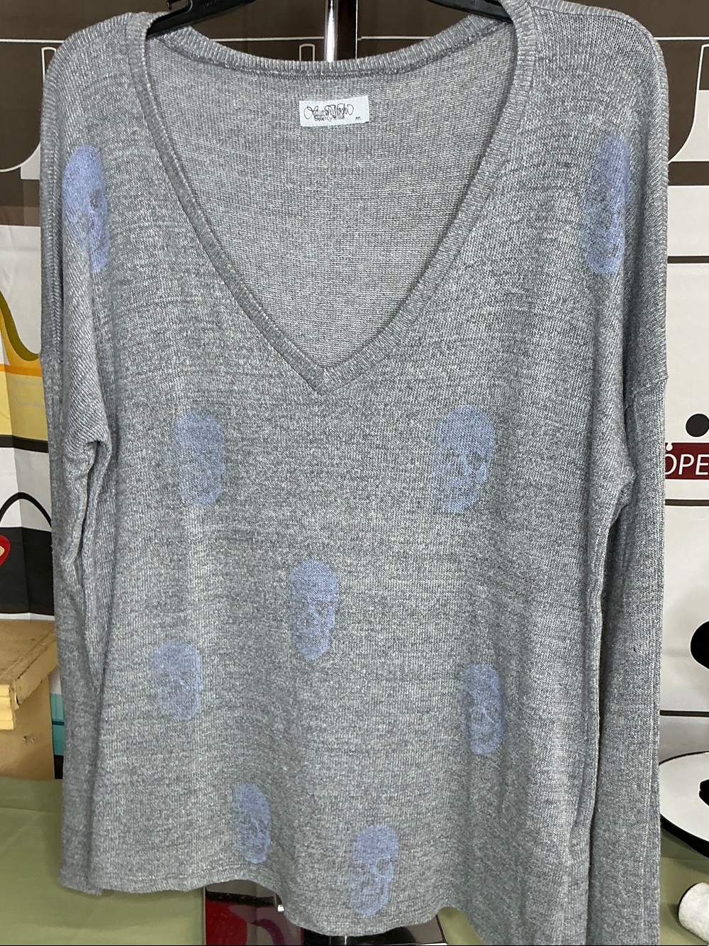 Lauren Moshi Beverly Hills gray Skull Motif sz M #2330